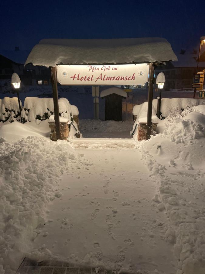 Hotel Almrausch Reit im Winkl Luaran gambar